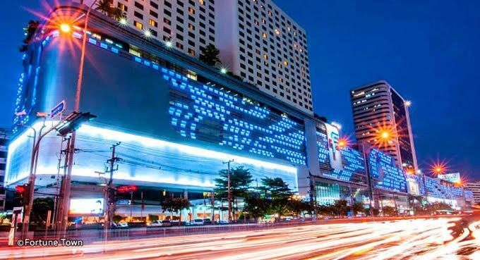 R9 Bangkok Hotell Eksteriør bilde